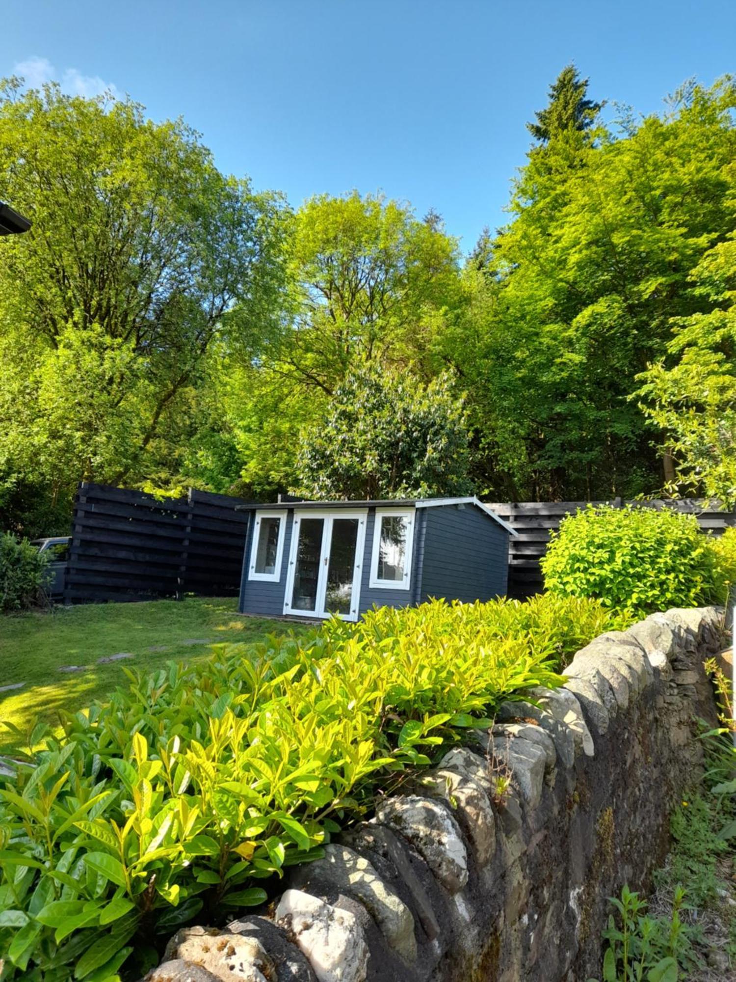 Cosy Lochside Cottage With Mountain And Sea Views Clynder المظهر الخارجي الصورة